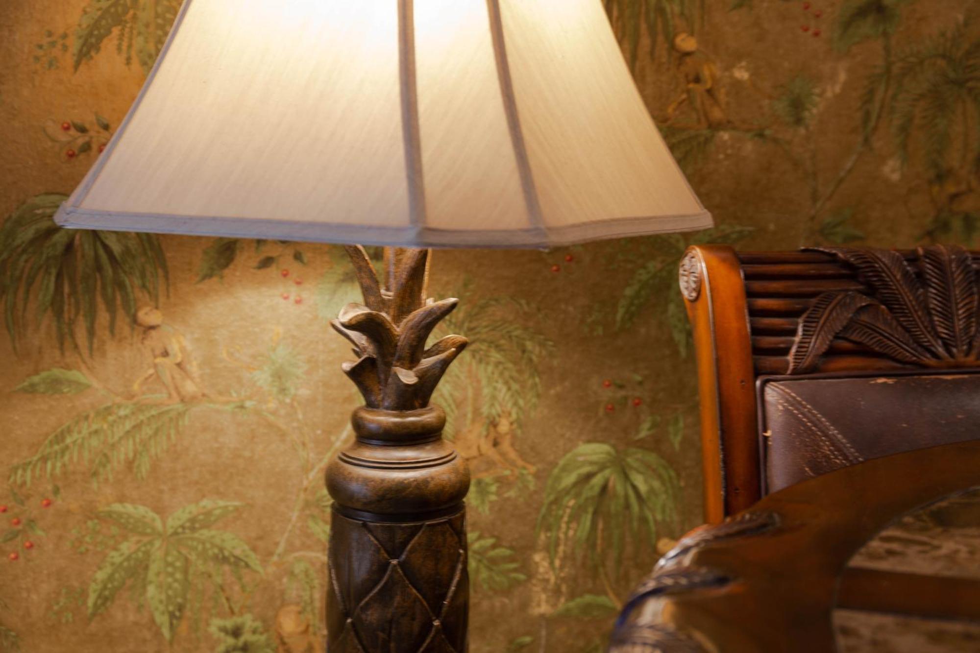 Lotus Suite, 1 Bedroom, Sleeps 4, Pool & Bbq, Pre-Renovation Summer Sale Kihei Extérieur photo